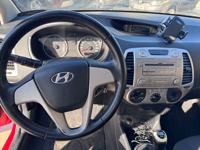 HYUNDAI I20 COMFORT 1.4 CRDI SPANISH LHD IN SPAIN ONLY 89000 MILES SUPERB 2012